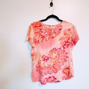Passports floral printed t shirt size medium